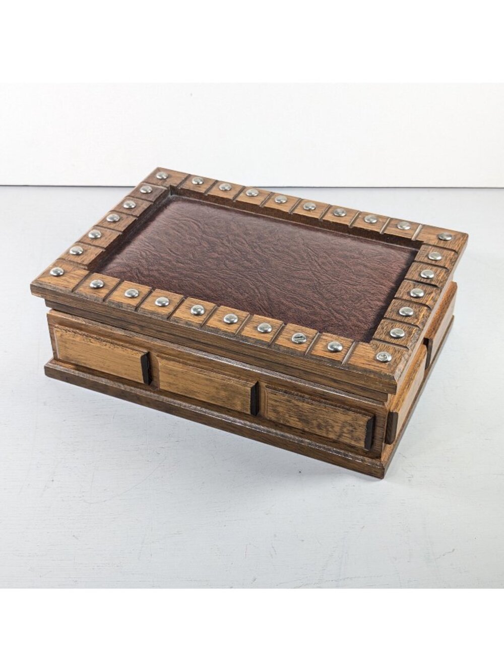 1970s Wooden jewelry box, yellow-green fabric lined